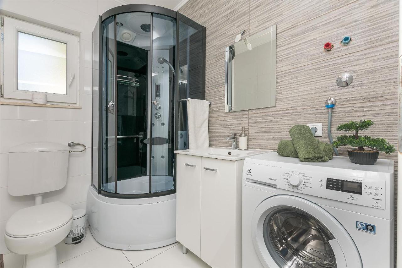 Apartments Lorenzo Lokva Rogoznica Dış mekan fotoğraf